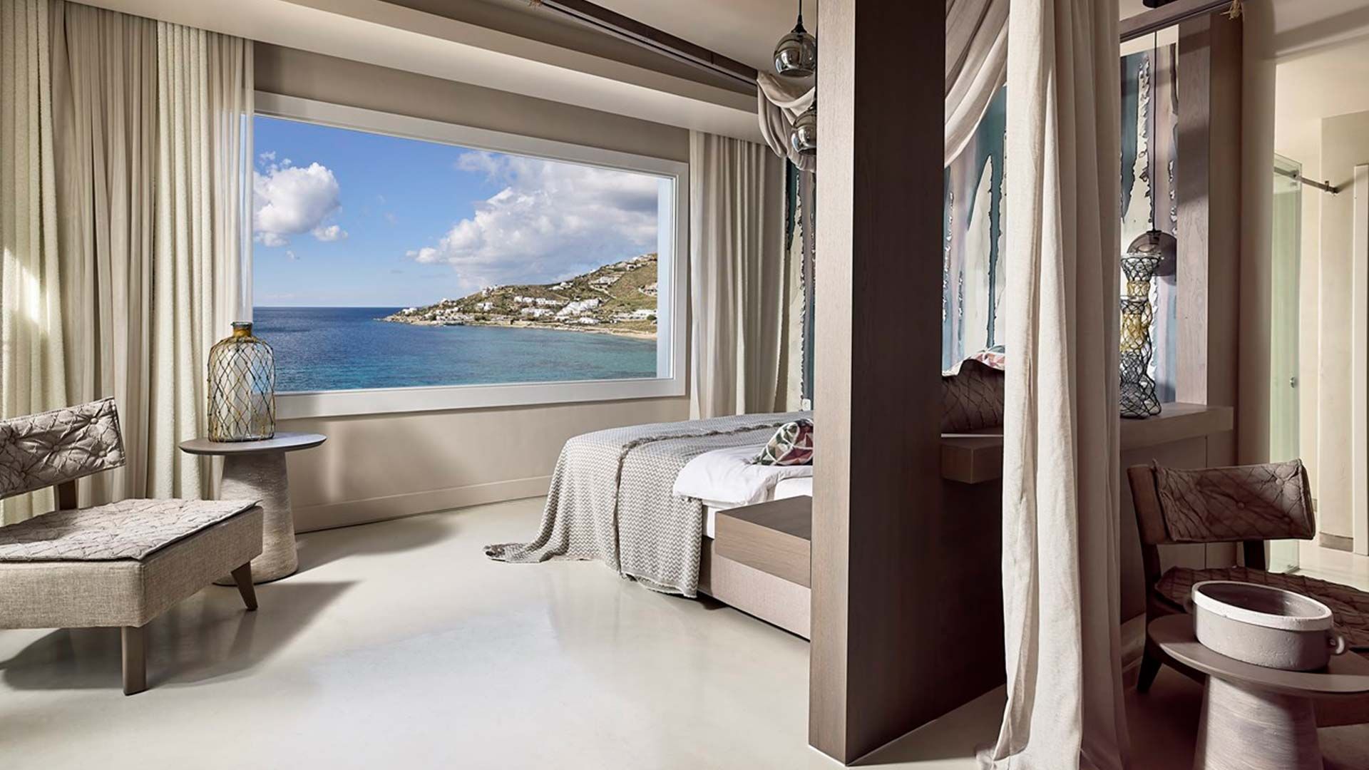 Construction of 35 Luxury Suites, St. John, Mykonos