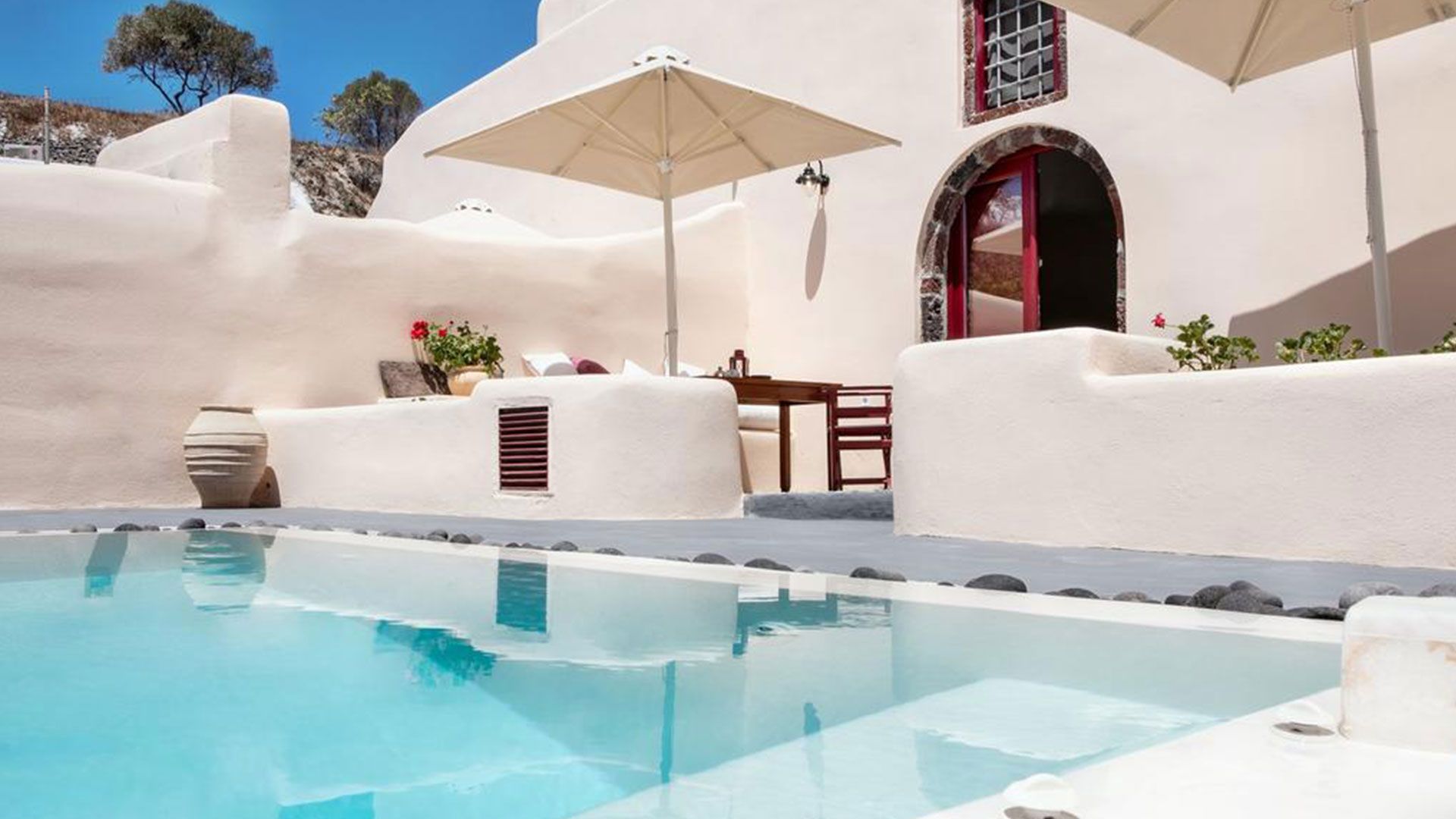 Μελέτη & Κατασκευή 3 Πολυτελών Κανάβων-Σουιτών, Βόθωνα, Σαντορίνη