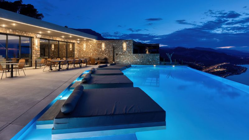 Le Grand Bleu Resort, Δερβένι, Κόρινθος