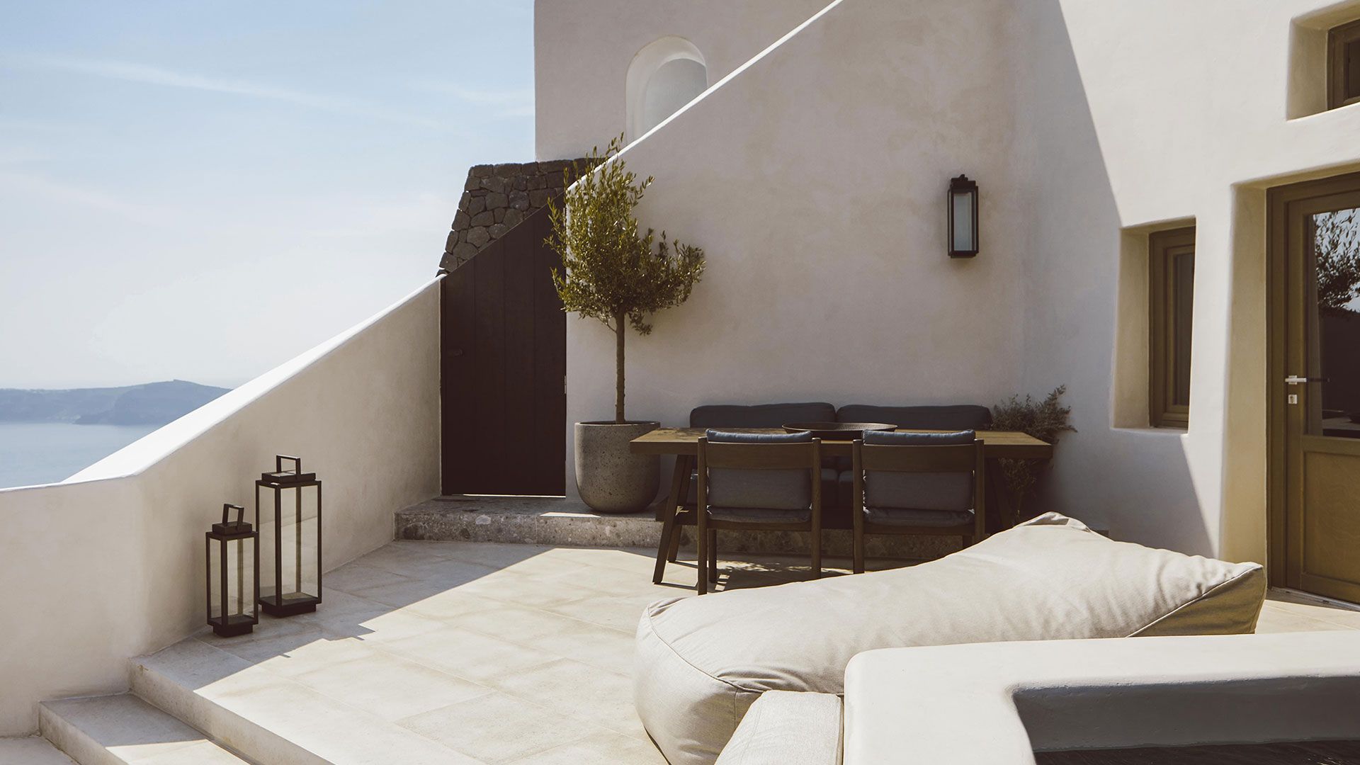 Κατασκευή 3 Πολυτελών Ιδιωτικών Βιλών, Ημεροβίγλι, Σαντορίνη